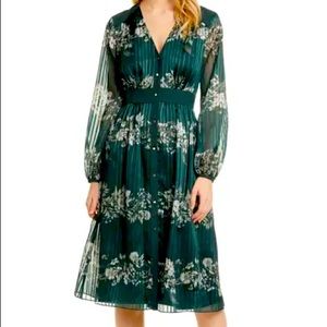 NWT size 0 Ted Baker Delyla Meadow Sweep floral metallic chiffon midi dress